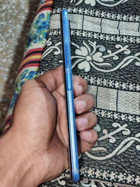 MI 11 lite dabba charger 10 by 10 condition 2