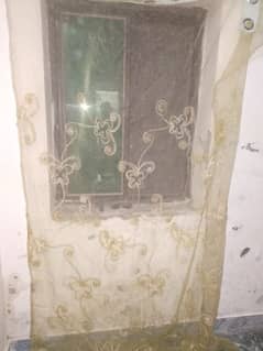 5 curtains full length for sale,,like new,,condition 10/10