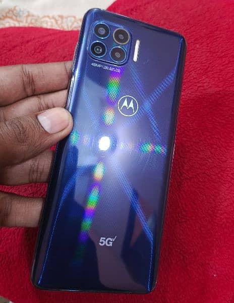 Motorola One 5G UW 1