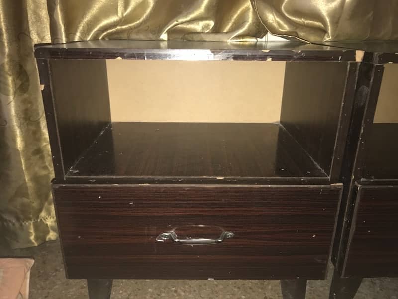 used bedroom set with good condition 9/10 4