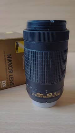 Nikon 70-300mm f/4.5-6.3 ed VR dx af-p lens with box