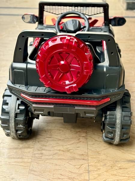 Battery operated  jeep for kids 1