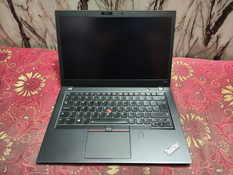 Lenovo Thinkpad T480s (Touch Screen) ci7 8th gen sleek n slim 3