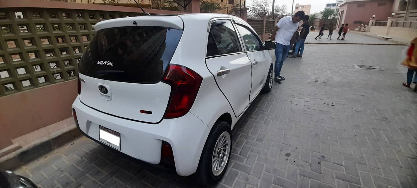 KIA Picanto 2022 A. T 1