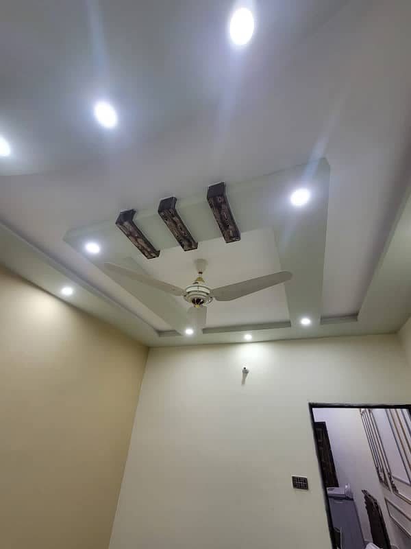 2.5 Marla Half Triple Storey House For Sale In Naya Pull Upper Canal MughalPura Lahore 10