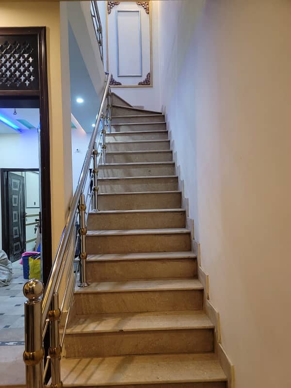 2.5 Marla Half Triple Storey House For Sale In Naya Pull Upper Canal MughalPura Lahore 17