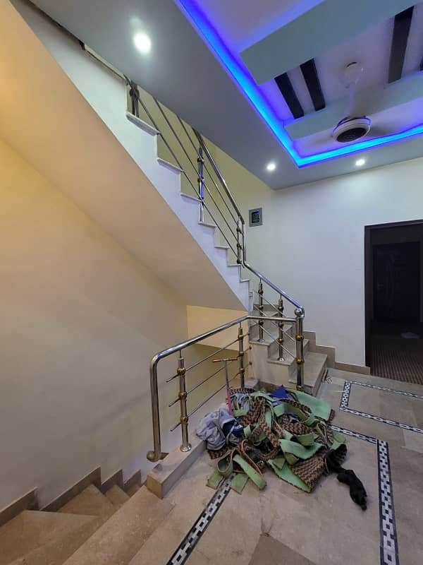 2.5 Marla Half Triple Storey House For Sale In Naya Pull Upper Canal MughalPura Lahore 21