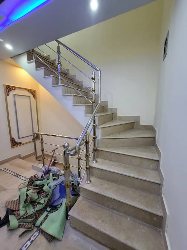 2.5 Marla Half Triple Storey House For Sale In Naya Pull Upper Canal MughalPura Lahore 25