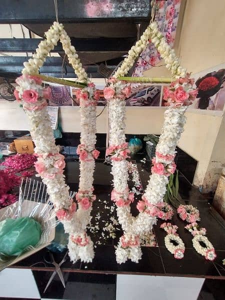 wedding flowar decorator / Special Mayo / Mehndi / Barat / Walima 14