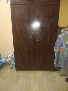 second hand almari good condition 0