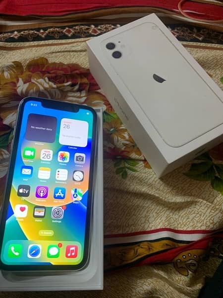 Iphone 11 64 gb PTA Approved 5