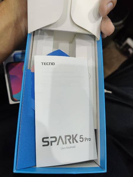 Tecno spark 5 pro 4/128 6