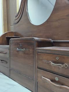 Wooden dressing table