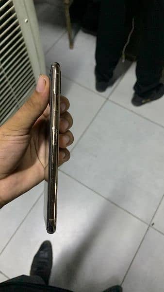 iphone xsMax PTA Approved 4