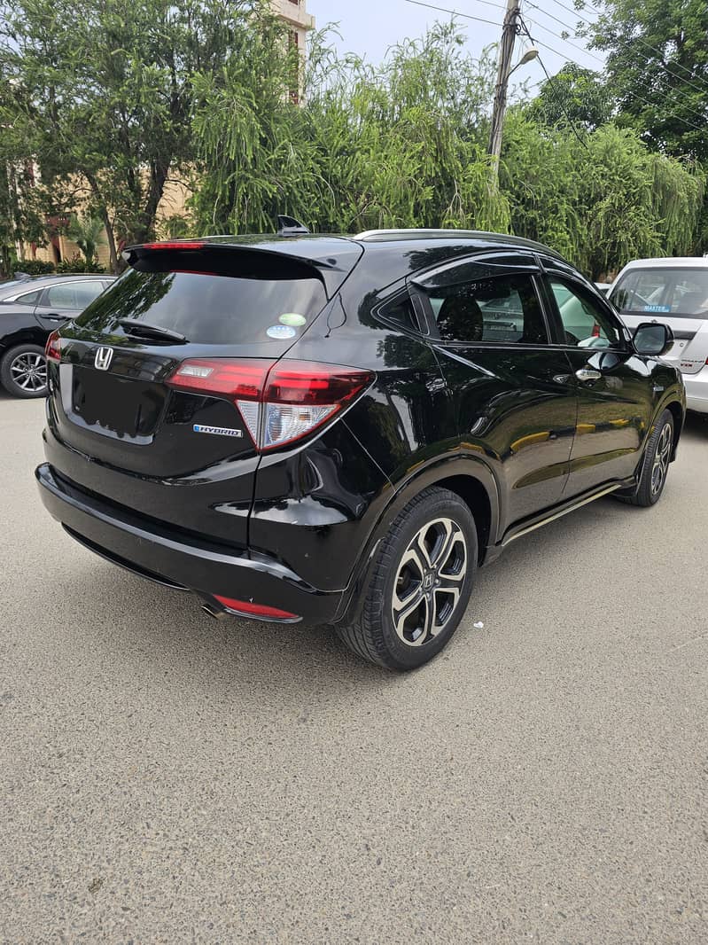 Honda Vezel 2016 1