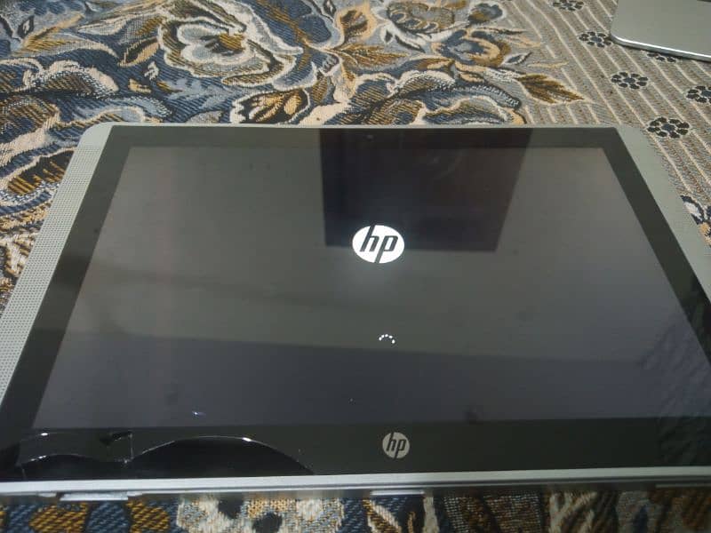 HP X2 DETACHABLE G210 4GB 128GB 5