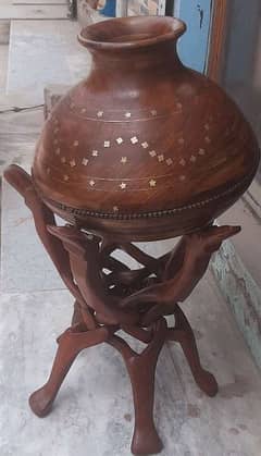 POT MADED BY CHINOT WOOD