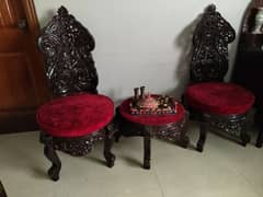 chairs with fabric stool