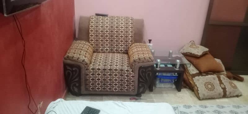 excellent conditioned seven seater 1