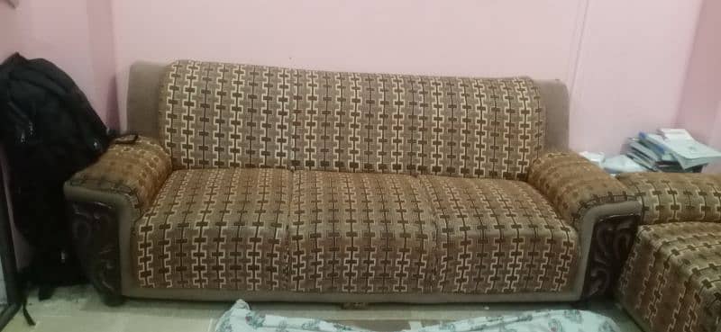 excellent conditioned seven seater 2