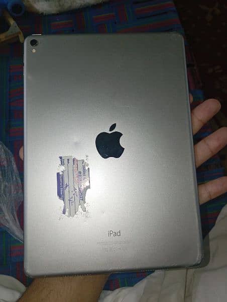 ipad pro 9.7 screen damage 2