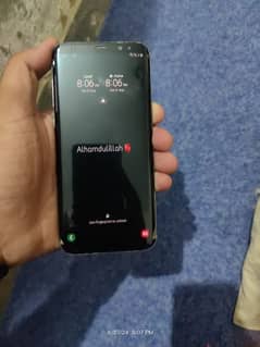 samsung s8 plus  4/64 ram condition 9/10 back glass crack no any falt.