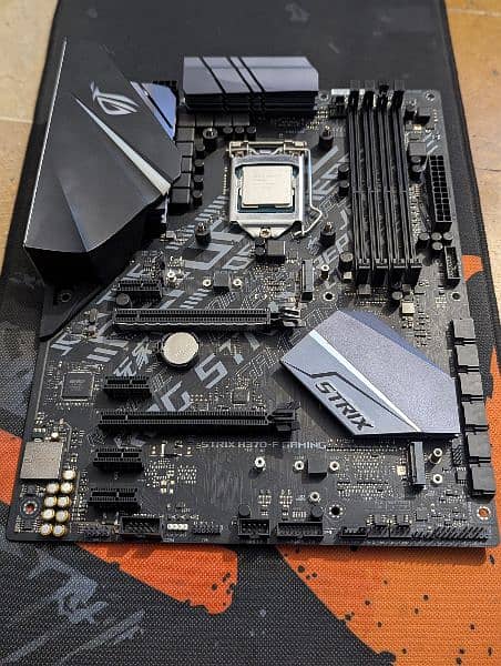 Asus H370 F Gaming 8th / 9th Generation motherboard 0