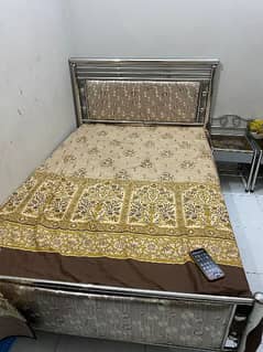 Iron rod bed