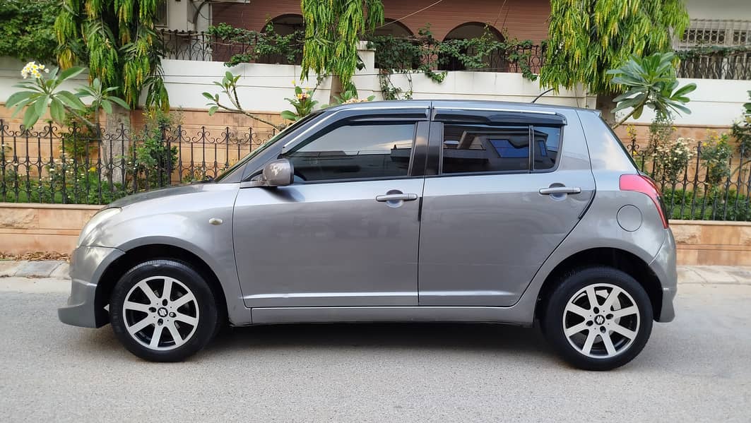 Suzuki Swift 2012 6