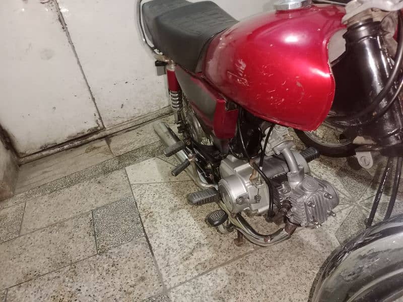 Honda 70 CD no engine working no problem engine no other working 3