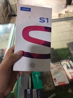 vivo s1 Rs:25,000