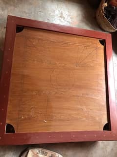 Carrom board/ Dabbu