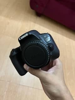 Canon 200d with 18-55mm Lens For Sale