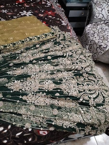 bridal mehndi lehnga 1