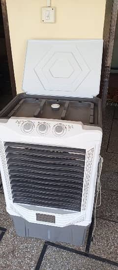 Air cooler  only 2 days used