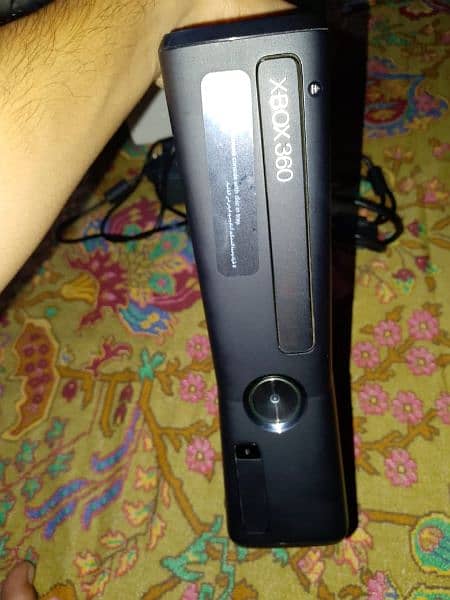 Xbox 360 slim gaming console 1