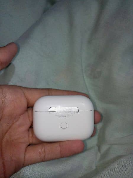 Air pods pro original ( used for 1 day ) | made in California 4