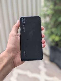 HUAWEI P20