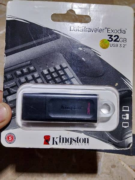 KINGSTON ORIGINAL 32GB USB & KINGSTON ORIGINAL 64GB USB 0