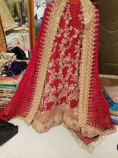 traditional bridal wear