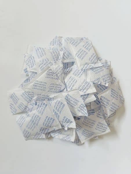 Silica Gel by dry silica 4