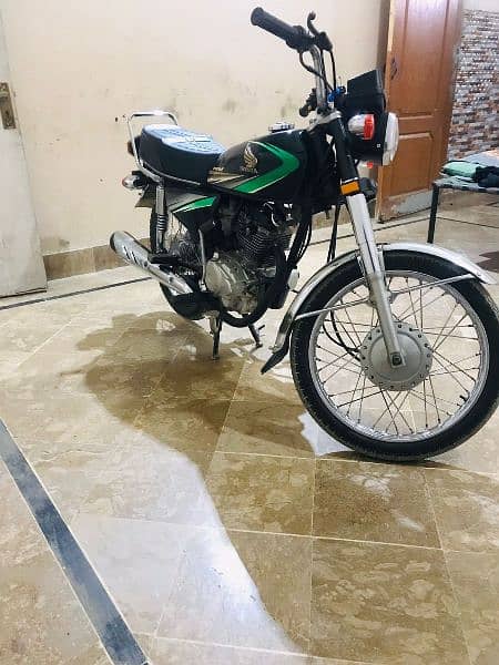 Honda cG125 3