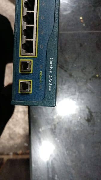 CISCO Switch WS-C2950-24 / WS C 2950 24 2