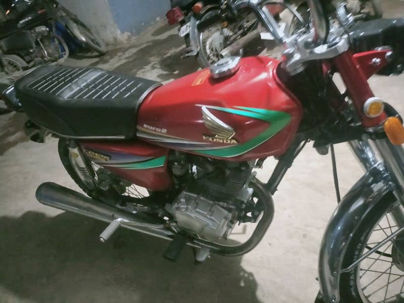 Honda 125 model 2014 5