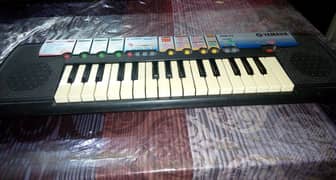 ORIGINAL YAMAHA PIANO PSS-15 0