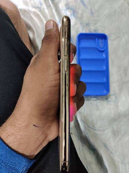 Iphone XS (64gb) Non PTA 3