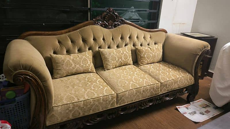 7 seater chinioti sofa 3