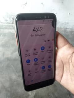 add read please Samsung s8 ka panel chaheye mujhe