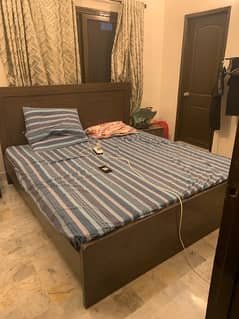 Wooden King size bed Without Mattress