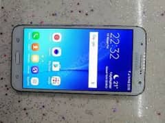 Samsung j7 Good condition